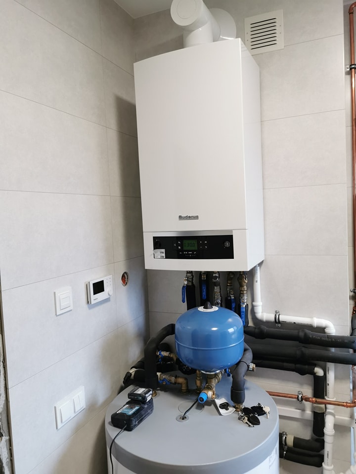 Kotłownia gazowa z kotłem kondensacyjnym Buderus i zasobnikiem CWU - realizacja TEBAR Opoczno